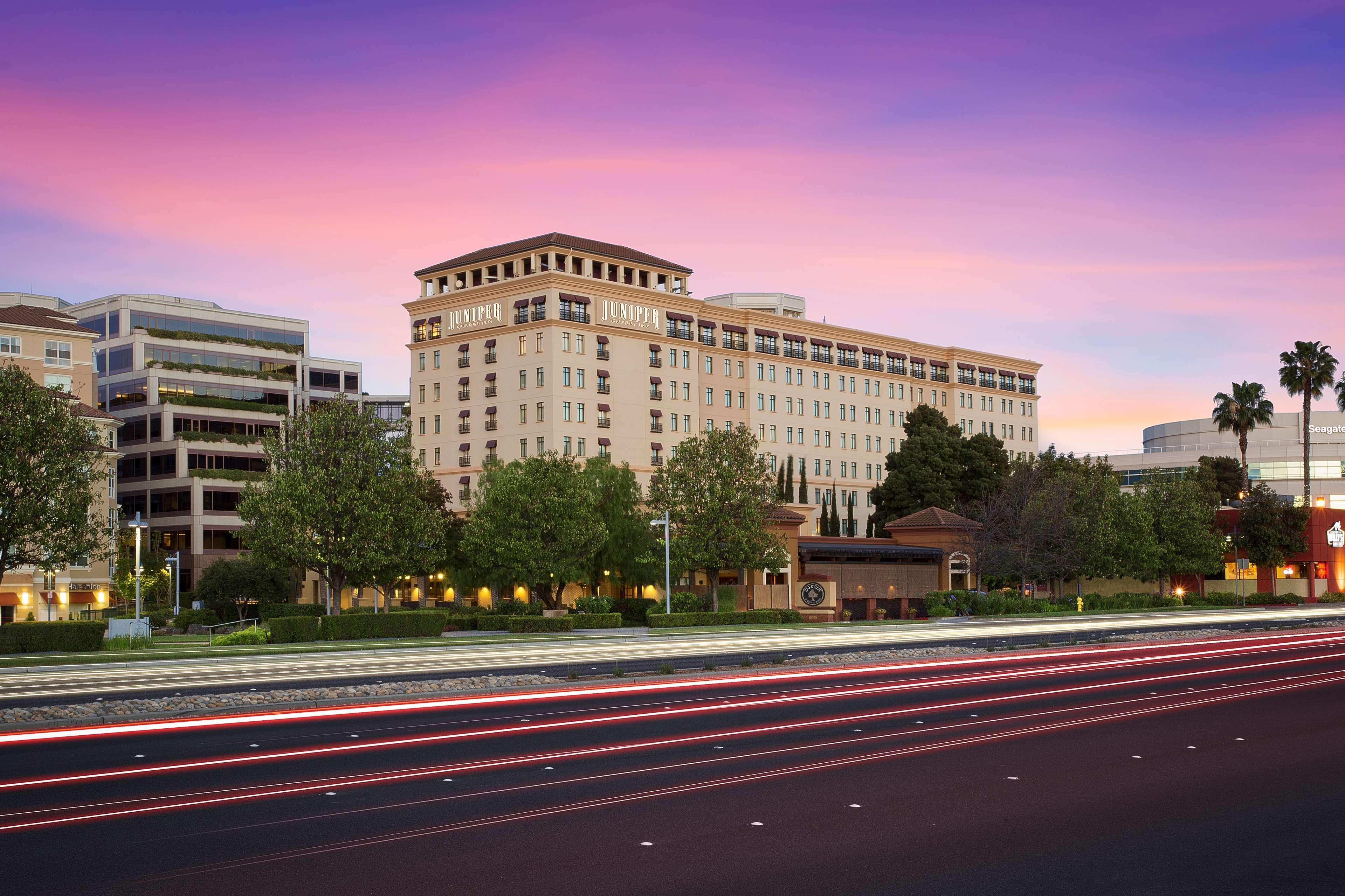Juniper Hotel Cupertino, Curio Collection By Hilton Kültér fotó